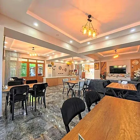 Apollon Garden Hotel